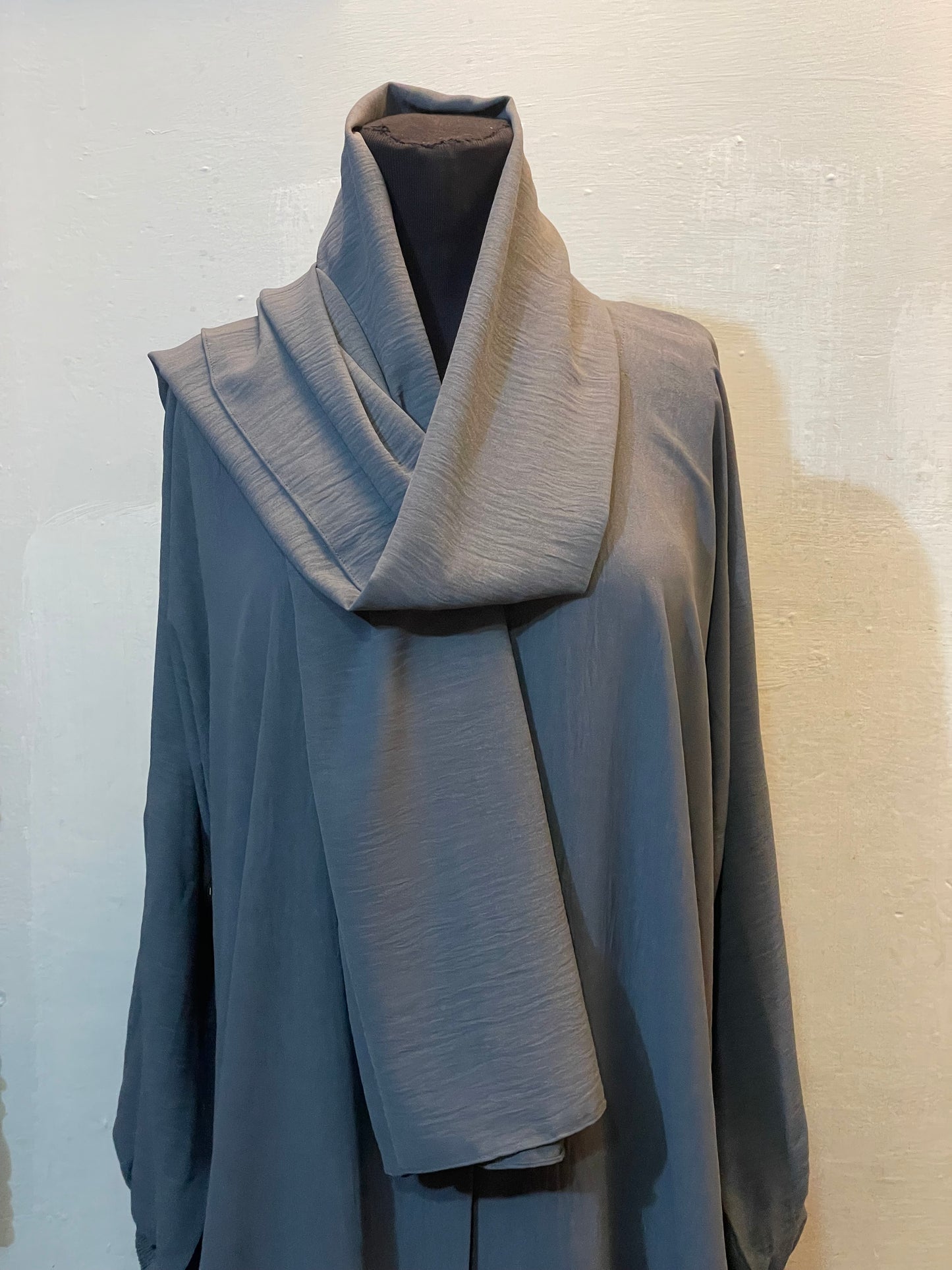 🍃 GREY Emerald CEY Fabric Abaya with Button Detail & Scarf - 012