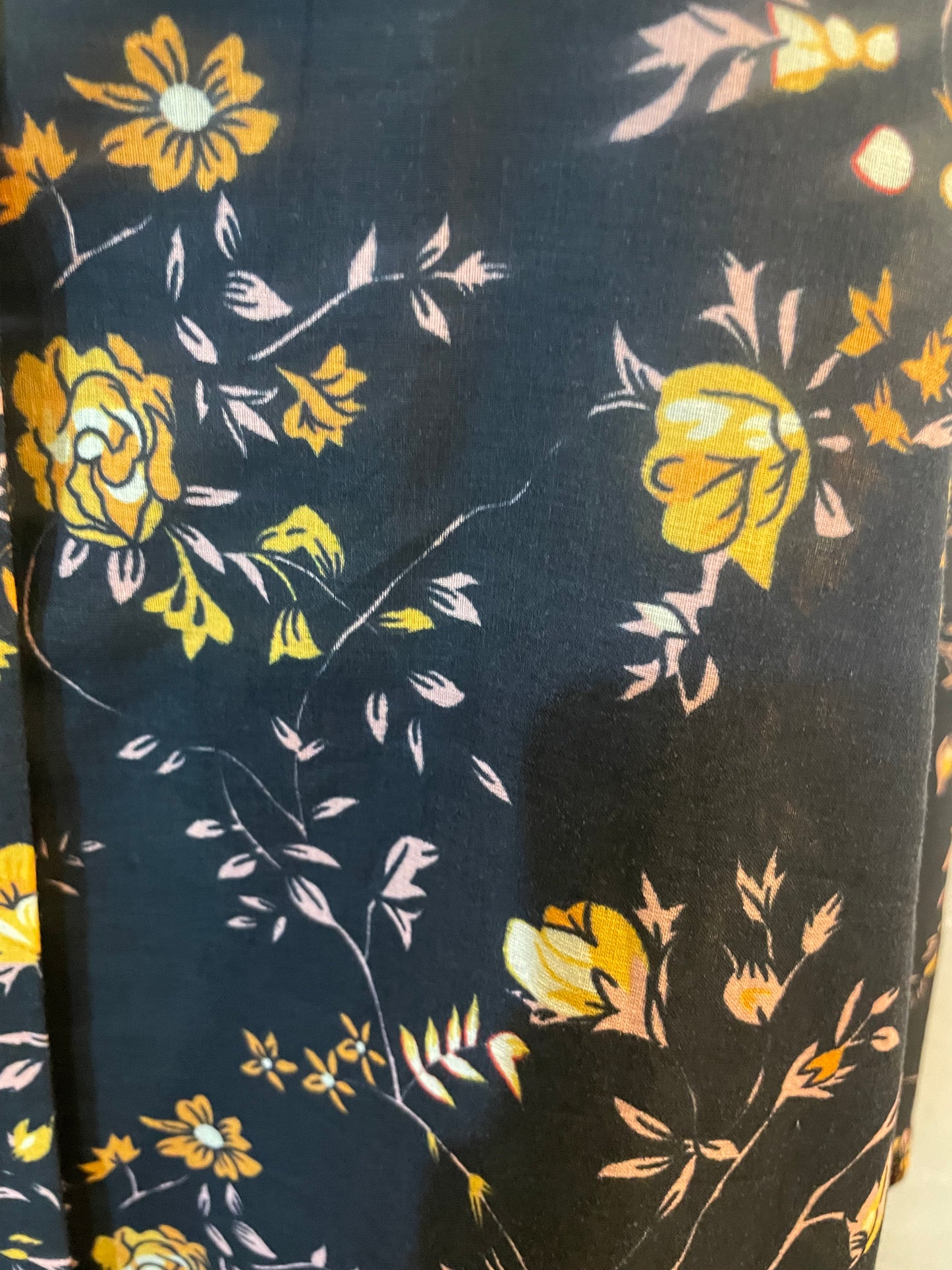 🌑 The Charcoal Bloom Lawn Abaya | Dark Grey & Black Floral Printed Abaya 050