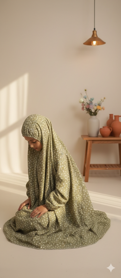 Clover Prayer Scarf for Kids